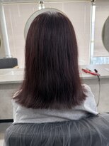 ベルライズアカデミー(BELRIZE Academy) 深みワインレッドで大人っぽく