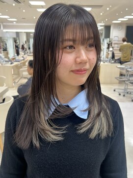シャルムバイケンジ(Charm.by KENJE) レイヤー/レイヤーカット/ウルフ/ウルフカット/顔周りカット