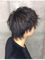 横顔が素敵に決まるニュアンスマッシュウルフ［表参道/青山]