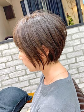 アヴァロン(AVALON) 【mag  ginza】絶壁解消！後ろ美人なくびれショートヘア