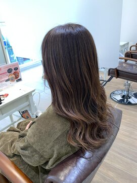 ミリア 茅ヶ崎店(Mirea) 【ナチュラルグラデーション】白髪染め