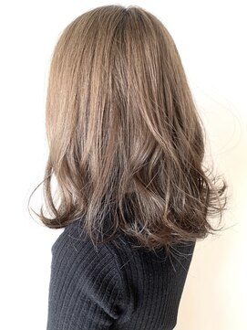 フレイムスヘアデザイン(FRAMES hair design) アッシュベージュ×ゆるふわミディ