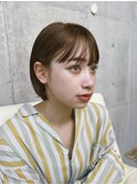 首元が綺麗に見えるスリークボブ_くすみカラーラベンダーカラー
