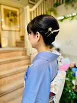 美容室 ティンカーベル 夜会巻き