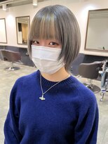 イリ 梅田(ili)&nbsp;グレー×イエロー/デザインカラー