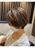 グラデーション美髪ショート根本ふんわり【カミケンパセオ】