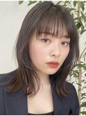 顔周りレイヤーカットグレージュカラーくびれボブベージュカラー