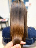 ヴィヴァーチェイルソーレ(VIVACE ilsole)&nbsp;20代30代40代大人可愛いシークレットハイライトアッシュブラウン