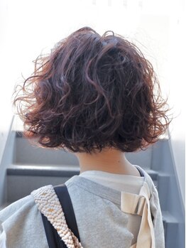 イズミ(Izumi)の写真/【大人の隠れ家サロンIzumi-イズミ-】髪の状態や髪質に合わせてご提案！髪が傷んで諦めている方もお任せ◎
