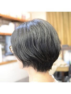 ポタム 東中野(potamu) 癖を活かしたショートボブ