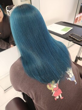 スリーヘアーデザインズ(Three Hair Designs) a