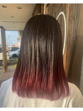 フゥカ 類家店(fuka) グラデーションカラー　レッドカラー