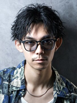 メンズサロン ゴールド 名古屋(GOALD) シャドウパーマ　センターパート　短髪パーマ　スパイラルパーマ