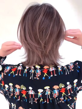 グラン(Gran) ウルフボブ/バレイヤージュ