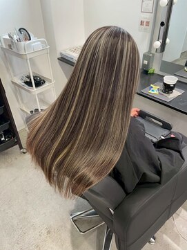 キング 梅田店(K!ng) 縮毛矯正髪質改善レイヤーカットトリートメント心斎橋美容室