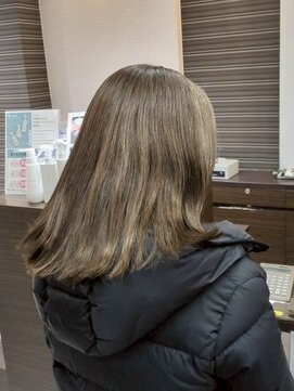 ブルーテーフ(Bleu Terre) 盛岡【白髪ぼかしハイライト】部分白髪が気になる方オススメ◎