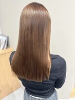 アンドルトワ(and Lutowa) サラツヤストレートヘア