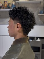 フランクスバーバーザスタンド(Frank’s barber the stand)&nbsp;MEN’S HAIR/サーフカール/刈り上げセンターパート/飯田橋