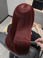 フィガロ バイ テイラー(FIGARO by Taylor) 赤みブラウンで艶が映える髪質改善ロング