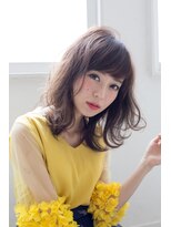 ヴィテスオンボディーズ フラワータウン(Vitesse on bodies) グレージュアッシュベージュカラーのセミロング