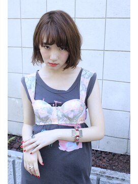 ブークル(boucle) 外国人風ロマンティックエッジ