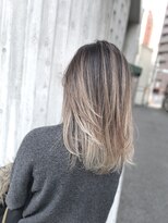 リバレッジ 広尾(Leverage)&nbsp;大人の海外風バレイヤージュ【広尾、恵比寿】担当:尾上