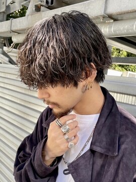 エリマ 調布(elima) ツーブロック波巻きスパイラルパーマツイストスパイラルパーマ