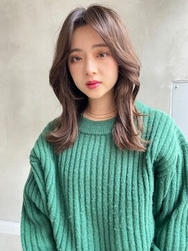 ロジッタ(ROJITHA) 【ROJITHA原宿表参道】アッシュベージュ×韓国風くびれミディ