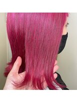 ビヨンドイー(beyond E)&nbsp;ビビットなピンクカラー