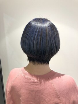 リュネッツ あざみ野店(lunettes) 【白髪ぼかし】長持ちブルーカラー×骨格矯正ショートボブ