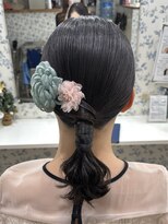 サクララ(Sakura la)&nbsp;タイトローポニー/参列ヘア/ミディアム/ヘアアレンジ