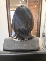 ヴィップルーム(viproom)&nbsp;ツヤ髪スタイルニュアンスカラーショートボブセンターパート