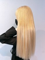 ララ モアナ(LaLa Moana)&nbsp;ぬきっぱブロンド・ケアブリーチ・ストレート・抜け感・モード