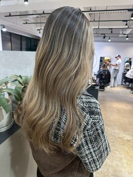 メリー オオサカ(Merly Osaka) balayage