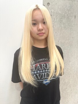 サンクプロジェクト(cinq PROJECT) ダメージレスなブリーチカラーで作るブロンドカラー