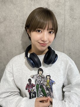 エアー 青山(AIR) 前髪あり耳掛け丸みボブコンパクトショート20代30代40代50代