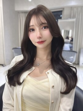 ユーフォリア 池袋東口駅前店(Euphoria) 池袋 レイヤーカット 韓国ヘア オリーブベージュ 顔まわりカット