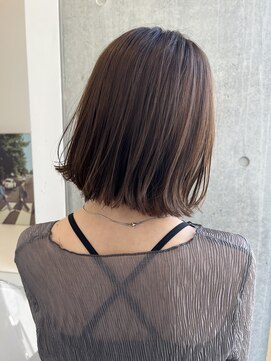 イル 天神西通り店(ill) 20代30代ボブ/ミディアムレイヤー/グレージュ/透明感/天神/大名