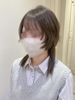 フーバイケンジ(fuu + KENJE) やわらか質感のナチュラルウルフカット