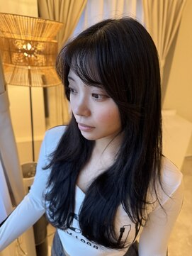 サロウィン 広島(SALOWIN) 【五十嵐】レイヤー×外ハネアレンジ