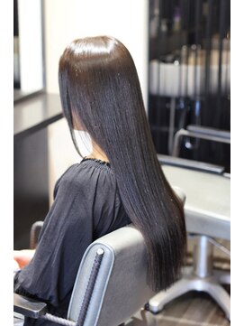 ヘアーズミンク ハグラザキ(Hairs mink Hagurazaki) ツヤ感ストレート