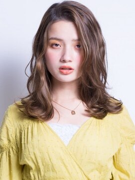 ミーティア バイ クアトロ(Meteor By QUATRO) 抜け感がオシャレなフェアリーウェーブ