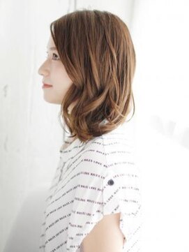 ナル 白山神社参道通り店(nalu) ショートバングのボブスタイル