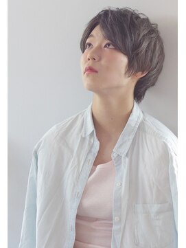 ロミー 本厚木(ROMMY.) グレージュカラーのハンサムショート / ロミー本厚木