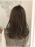 『beige』