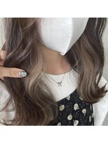 モア(more) 【彦根】イヤリングカラー　ミルクティーベージュ