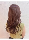 ピンクベージュ