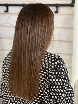 アール シュ シュ(R* chou chou) ホワイトベージュのインナーカラー♪