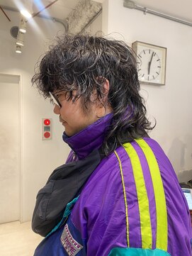 ナループロアツム(Nalu pu loa Tsum) ウルフパーマ/ウルフ/マレット/マレットパーマ