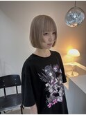 ベージュカラー